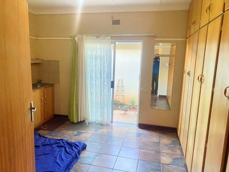 To Let 4 Bedroom Property for Rent in Kuruman Northern Cape